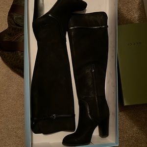 Antonio Melani knee high boots. Black size 6